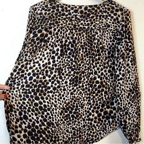 Loft Leopard Print Long Sleeve Button Front Shirt Size Small - Picture 7 of 9